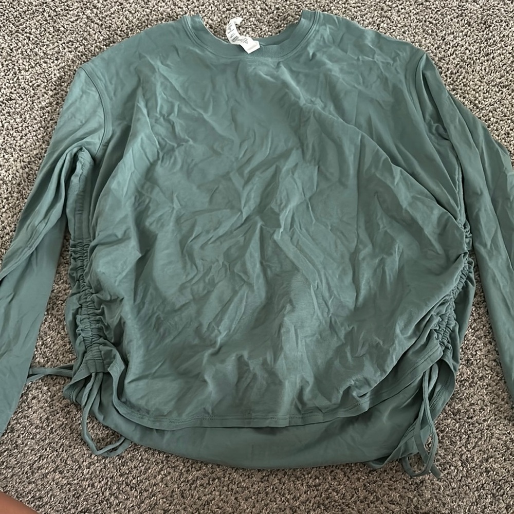 Lululemon Athletica Green Ruched Long Sleeve Sweatshirt